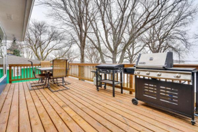 Scenic Home with Lake Washington Access and Fire Pit